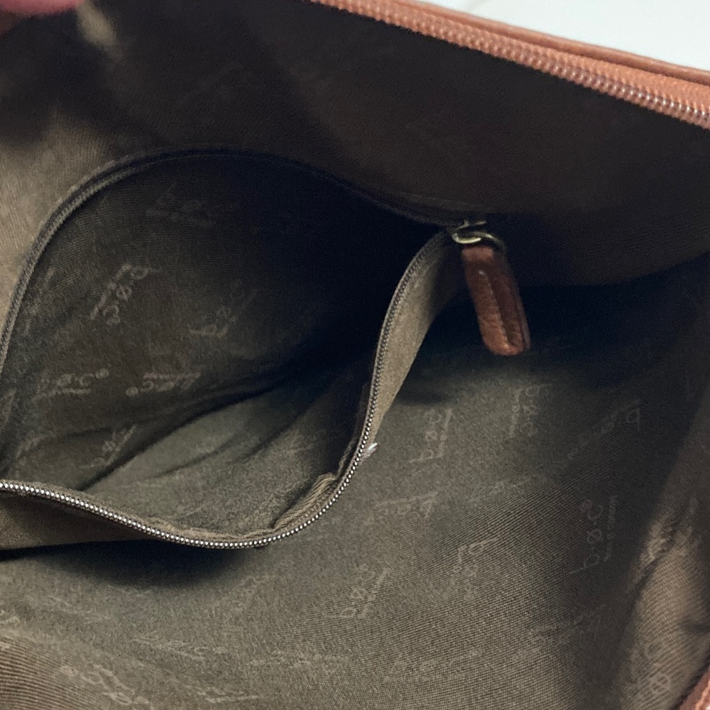 b.o.c Born Concepts Crossbody 3-Tone Purse - Picture 12 of 16
